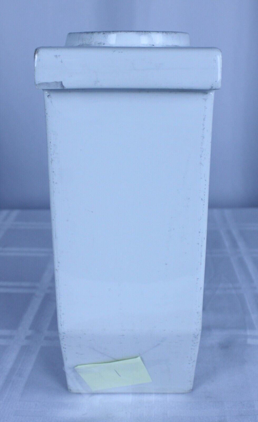 (1) Hall R37 Porcelain Ice Cream/Soda Syrup Container
