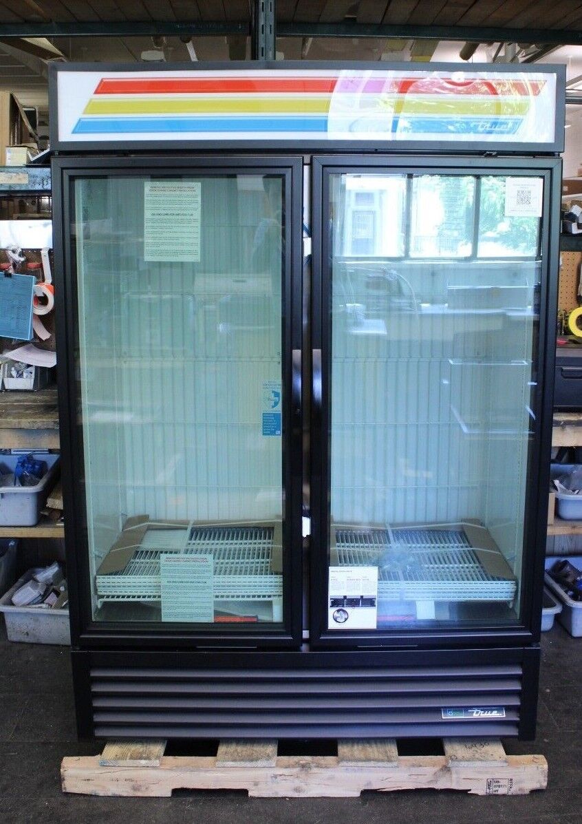 *Ding & Dent* True GDM-49F-HC~TSL01 54" Black Glass Door Merchandiser Freezer