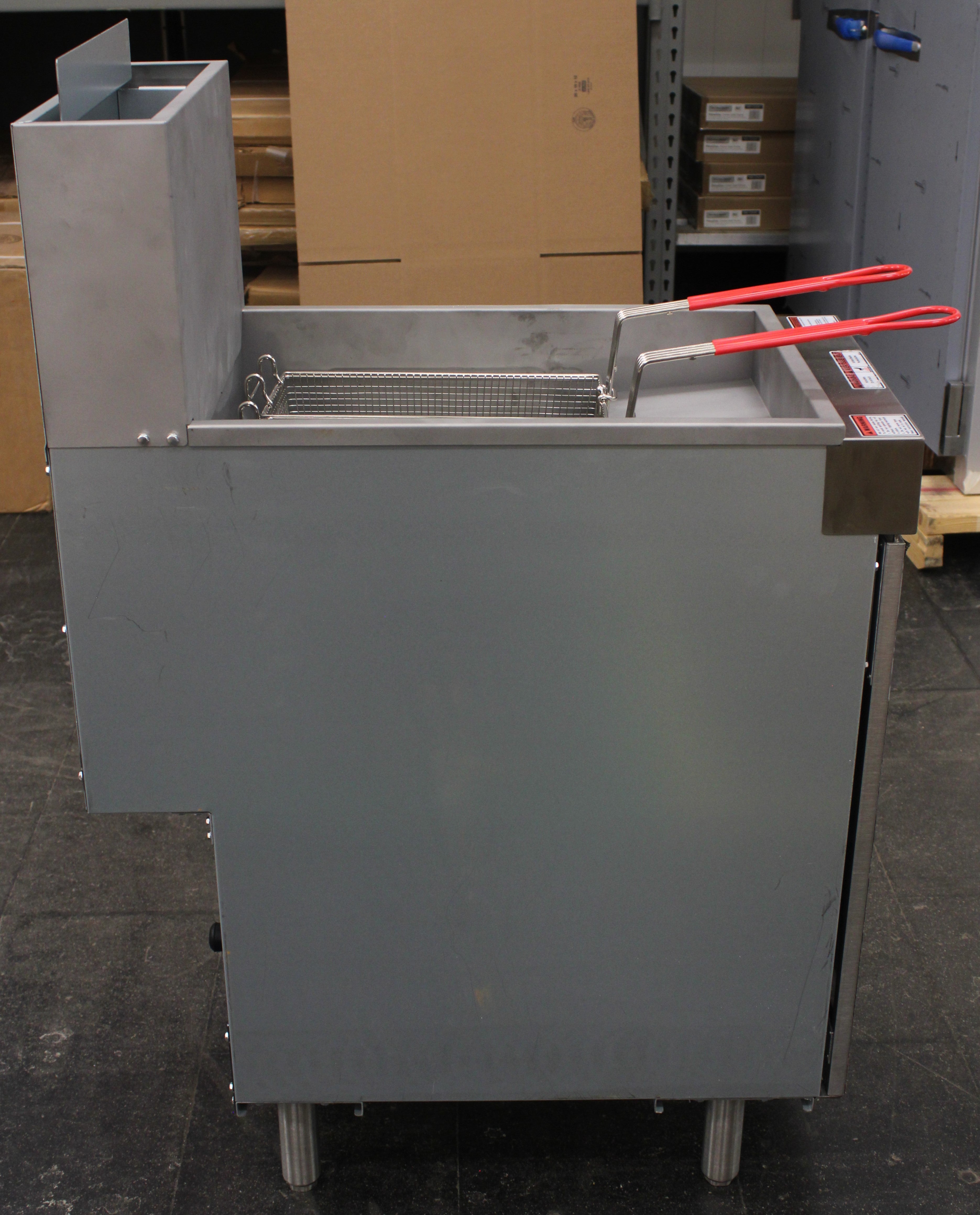 Vulcan LG400 *Used* Free-Standing Full Pot Gas Fryer - 120,000 BTU