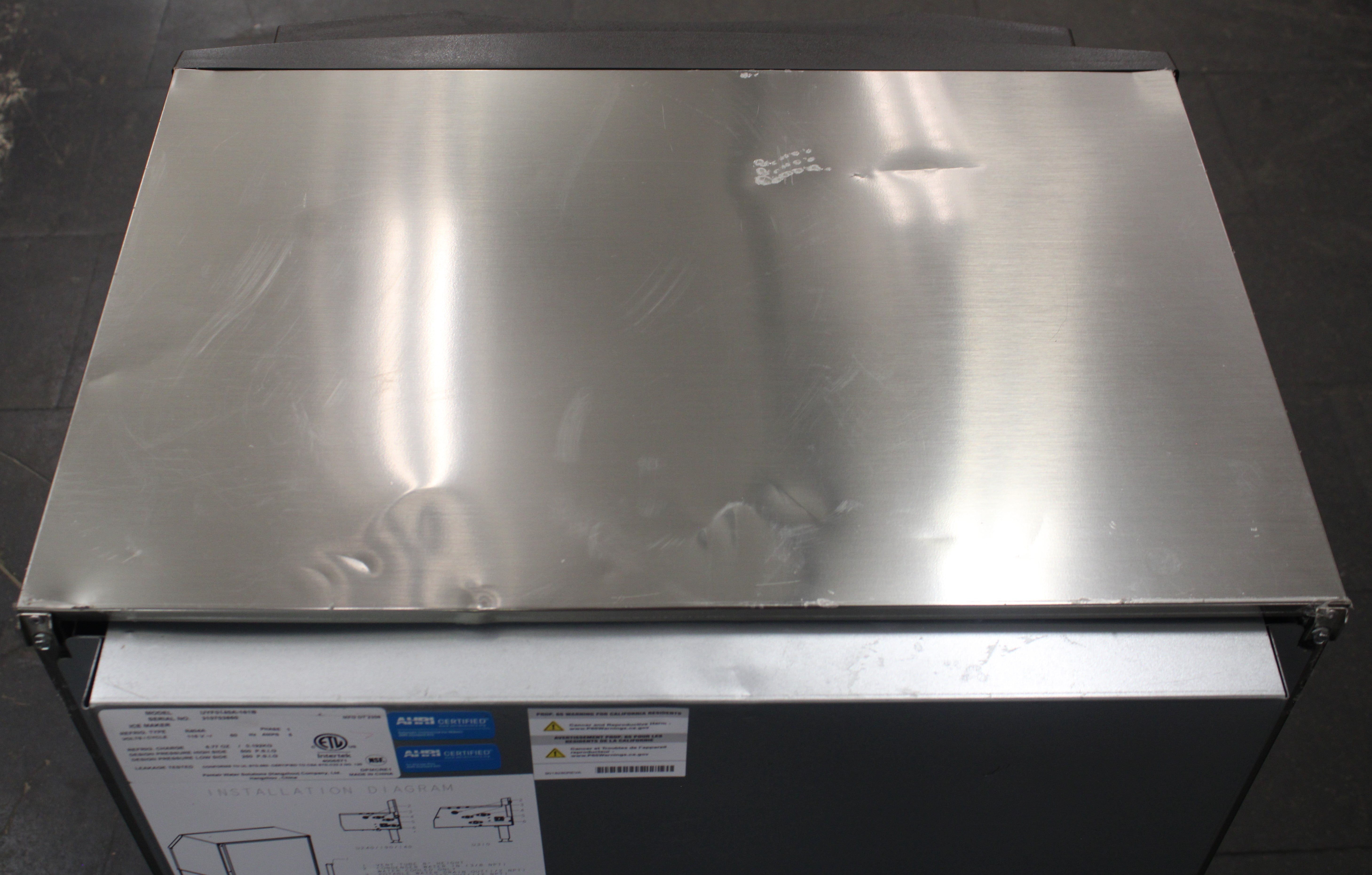 Manitowoc UYF0140A *Used* 137 lb Undercounter Ice Machine