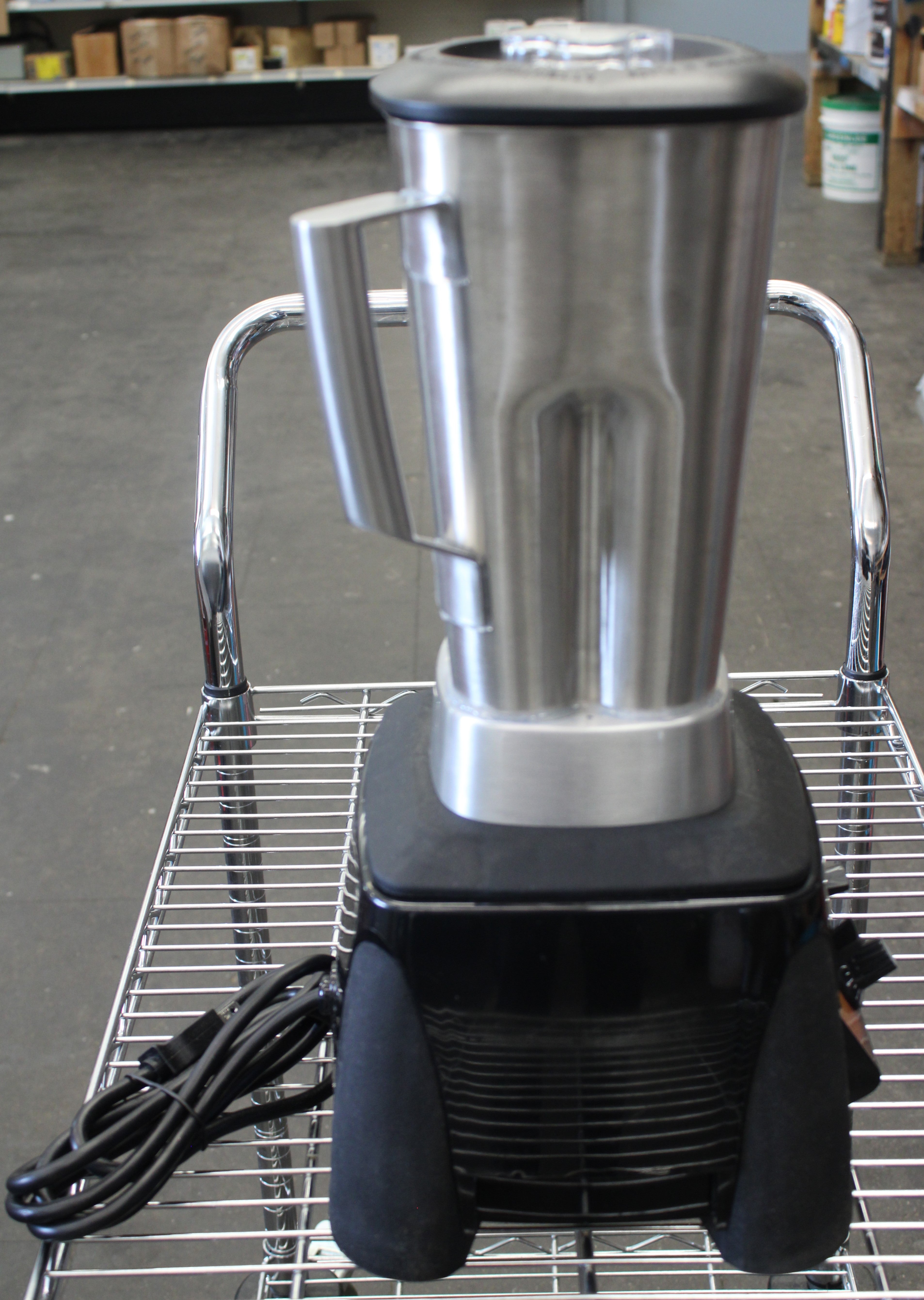 Waring MX1200XTS *Used* Heavy-Duty Xtreme High-Power Bar Blender, 64 oz.