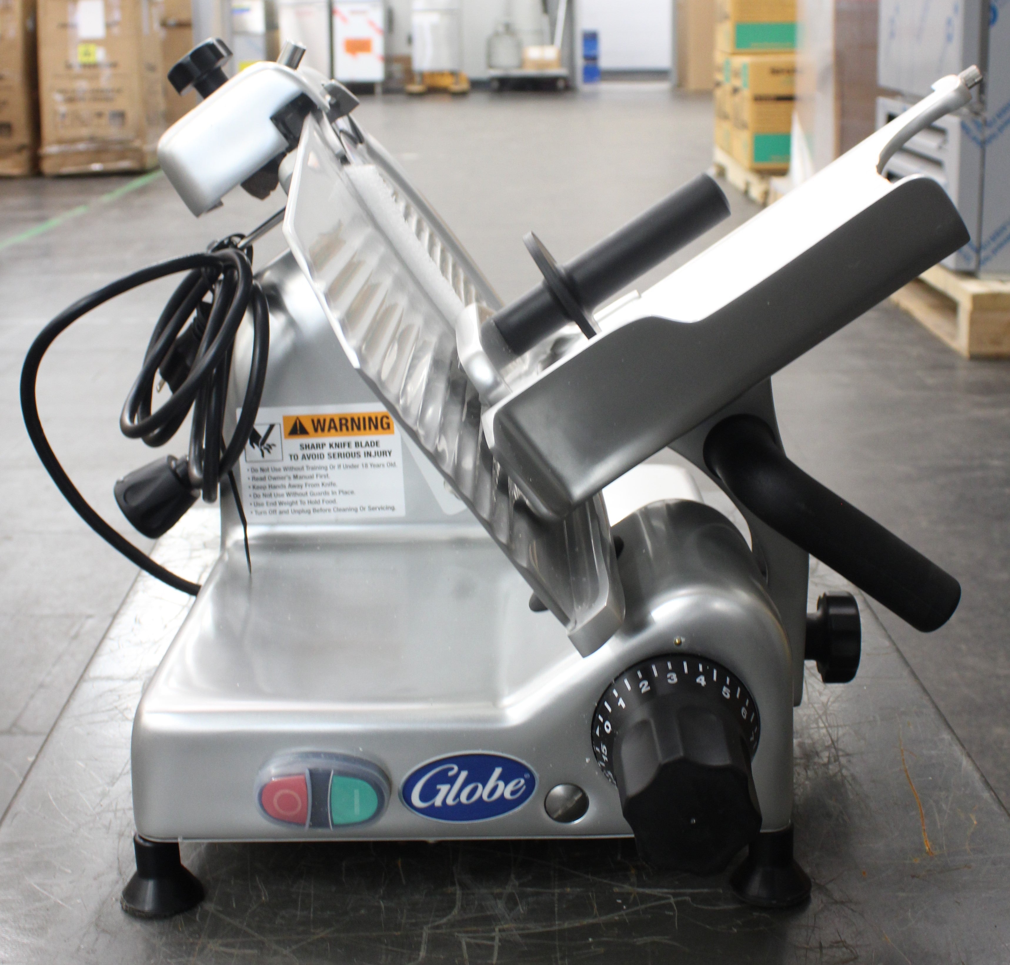 Globe G10 *Ding & Dent* 10" Manual Gravity Feed Slicer - 1/3 HP