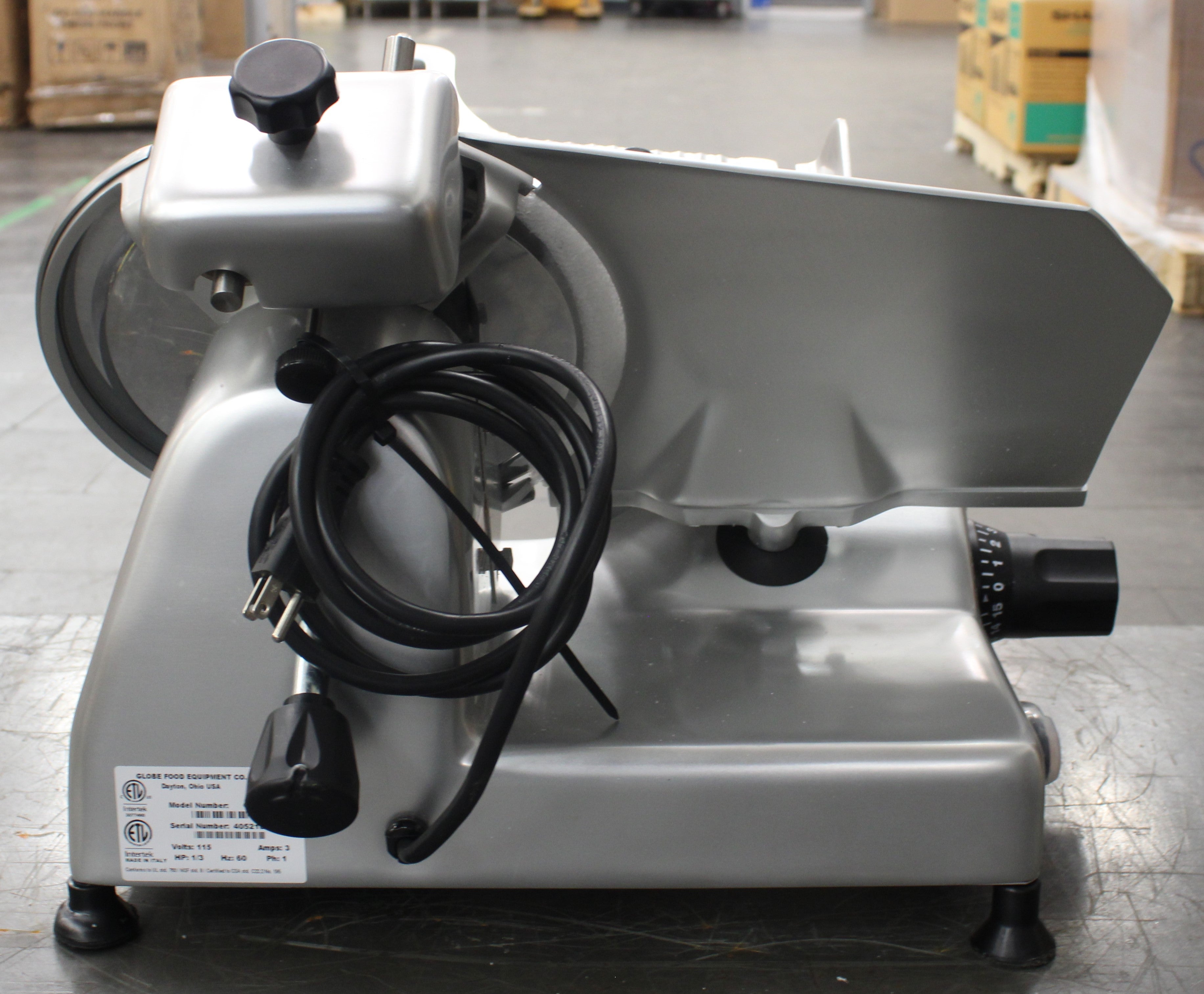 Globe G10 *Ding & Dent* 10" Manual Gravity Feed Slicer - 1/3 HP