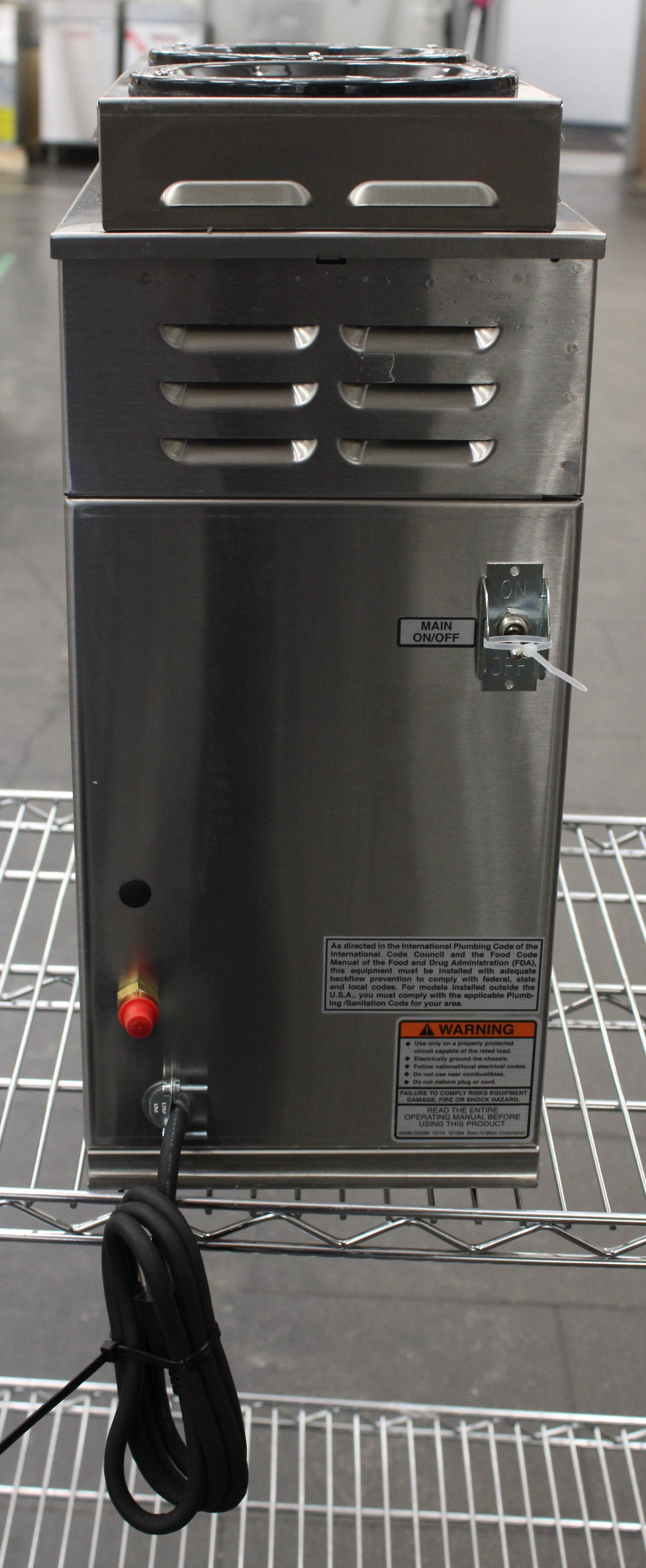Bunn 38700.0008 AXIOM-DV-3 *Open Box* 200 oz. Capacity Tank Coffee Brewer