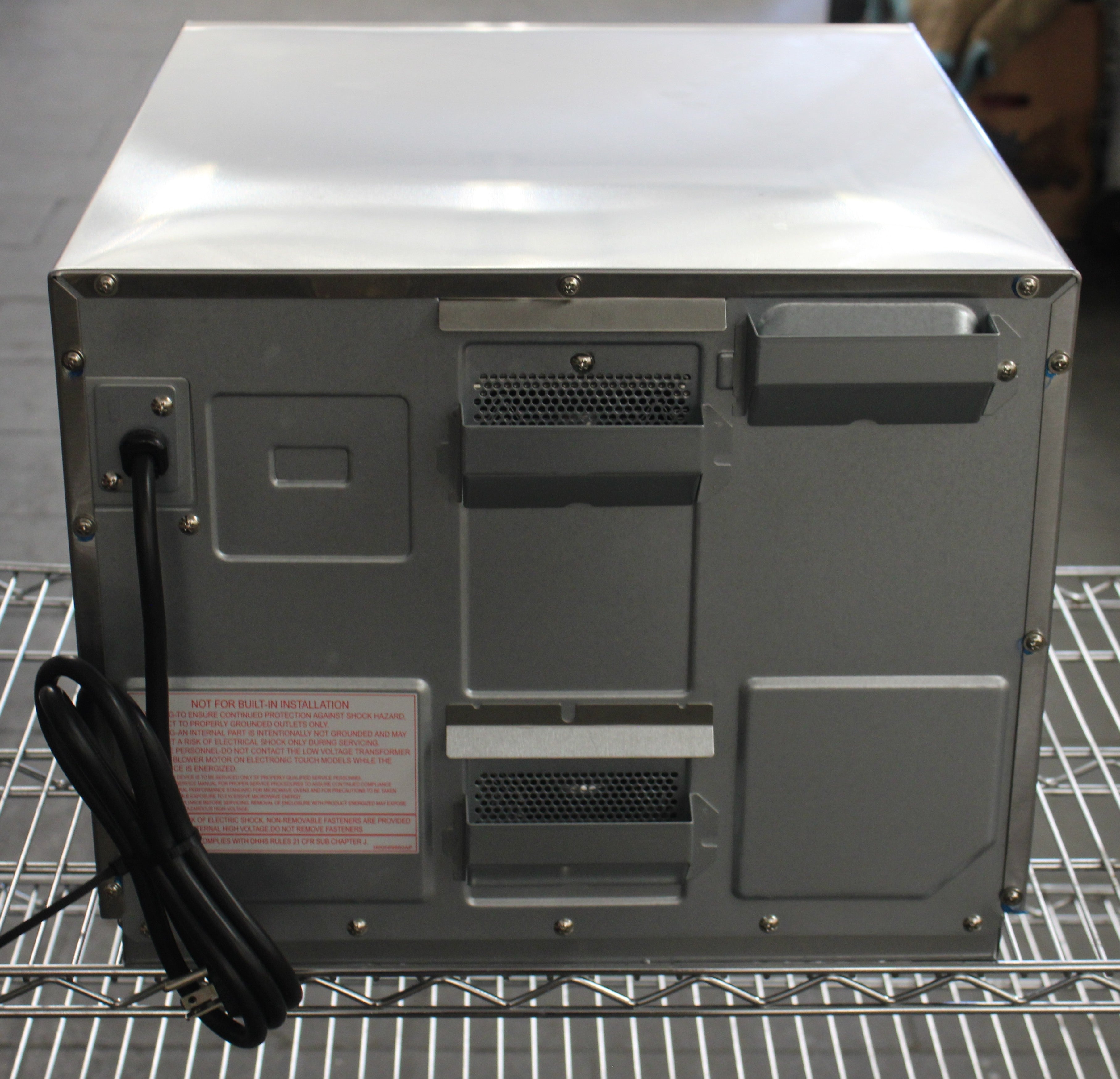 Panasonic NE-21523 *Used* 2100 Watt Pro I Commercial Microwave Oven (#4232)