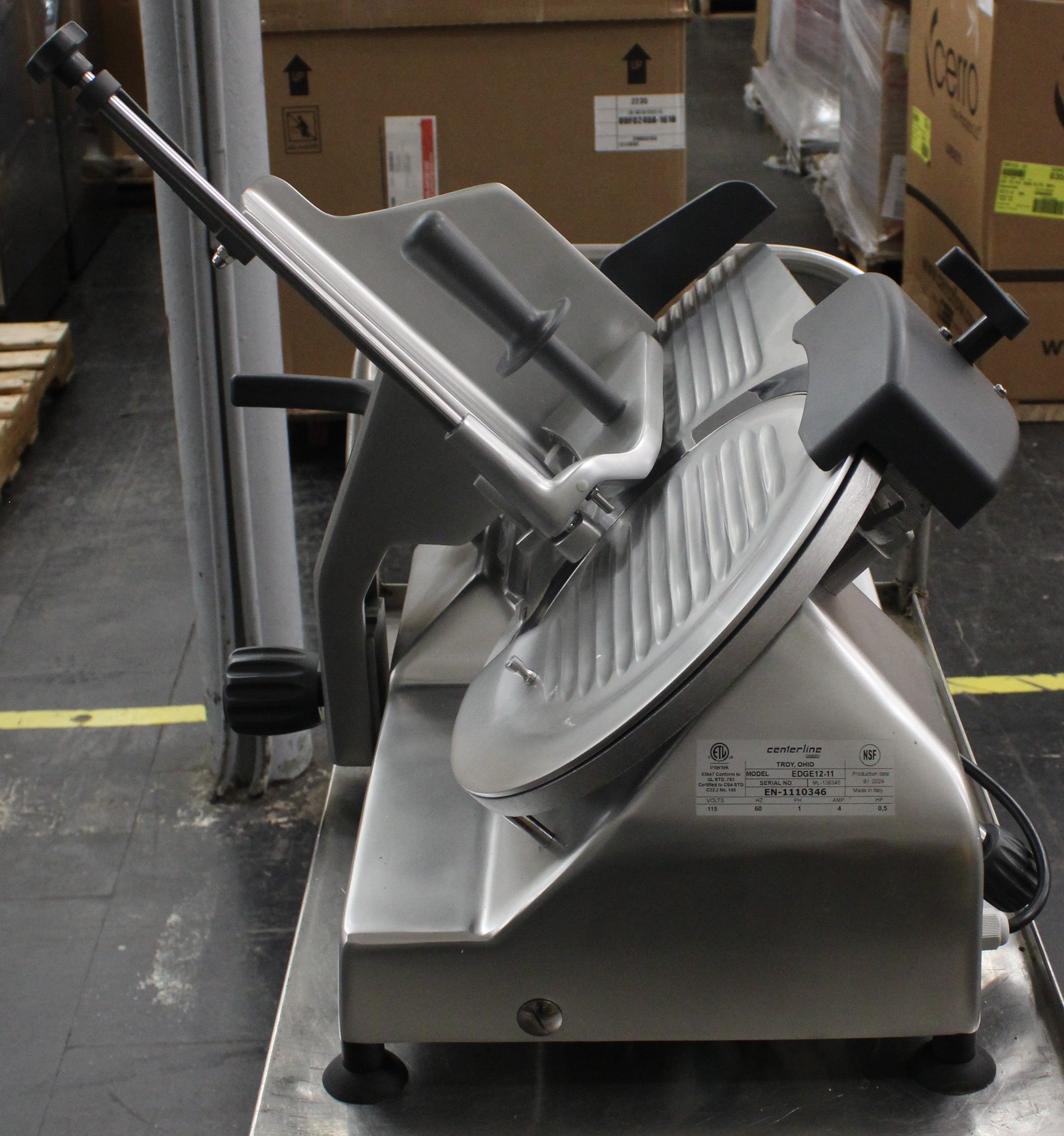 Hobart EDGE12-11 *Used* Medium Duty Manual Meat Slicer (#2057)