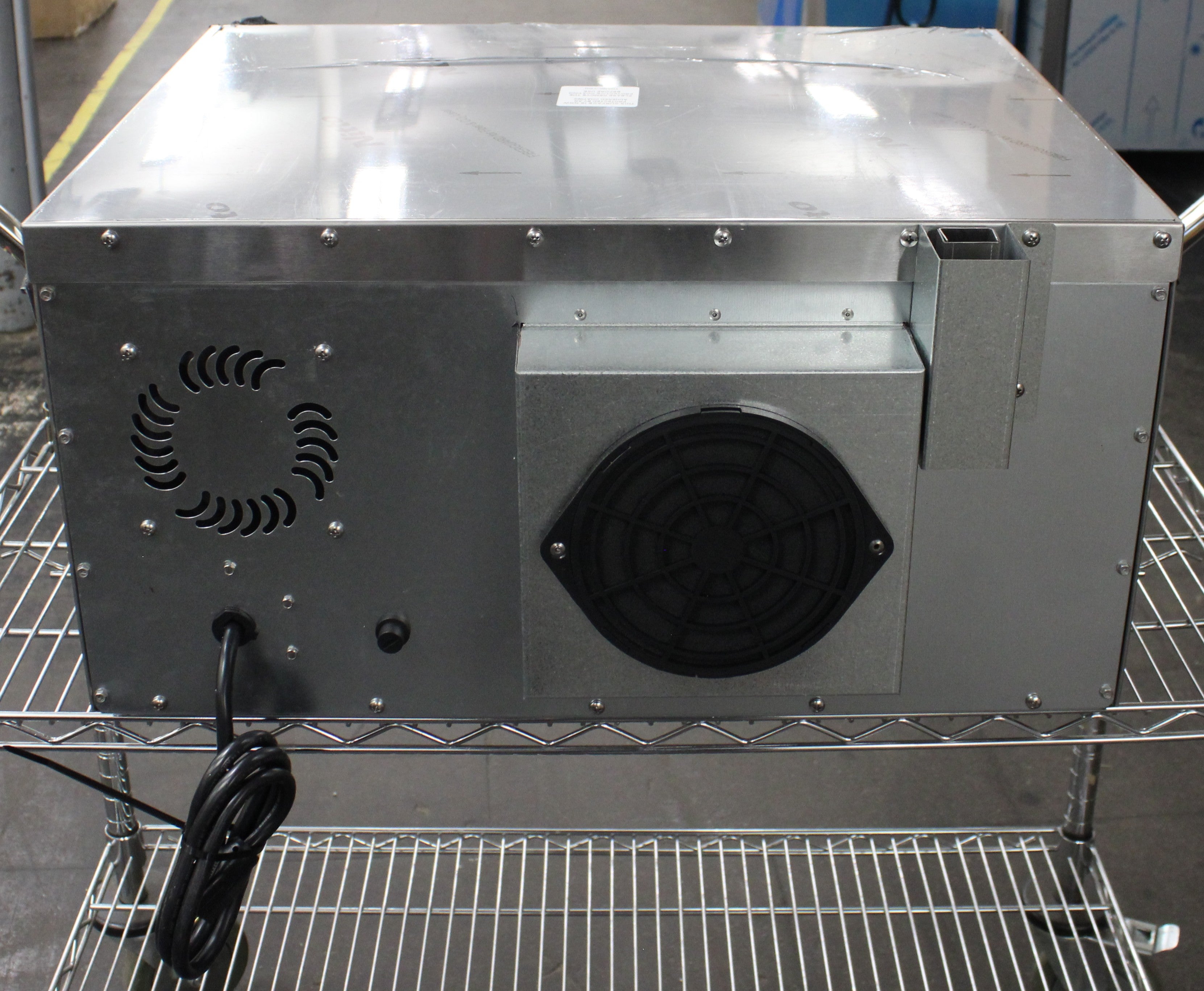 Cadco VK-120 *Open Box* VariKwik Fast Cooking Oven (#4252)