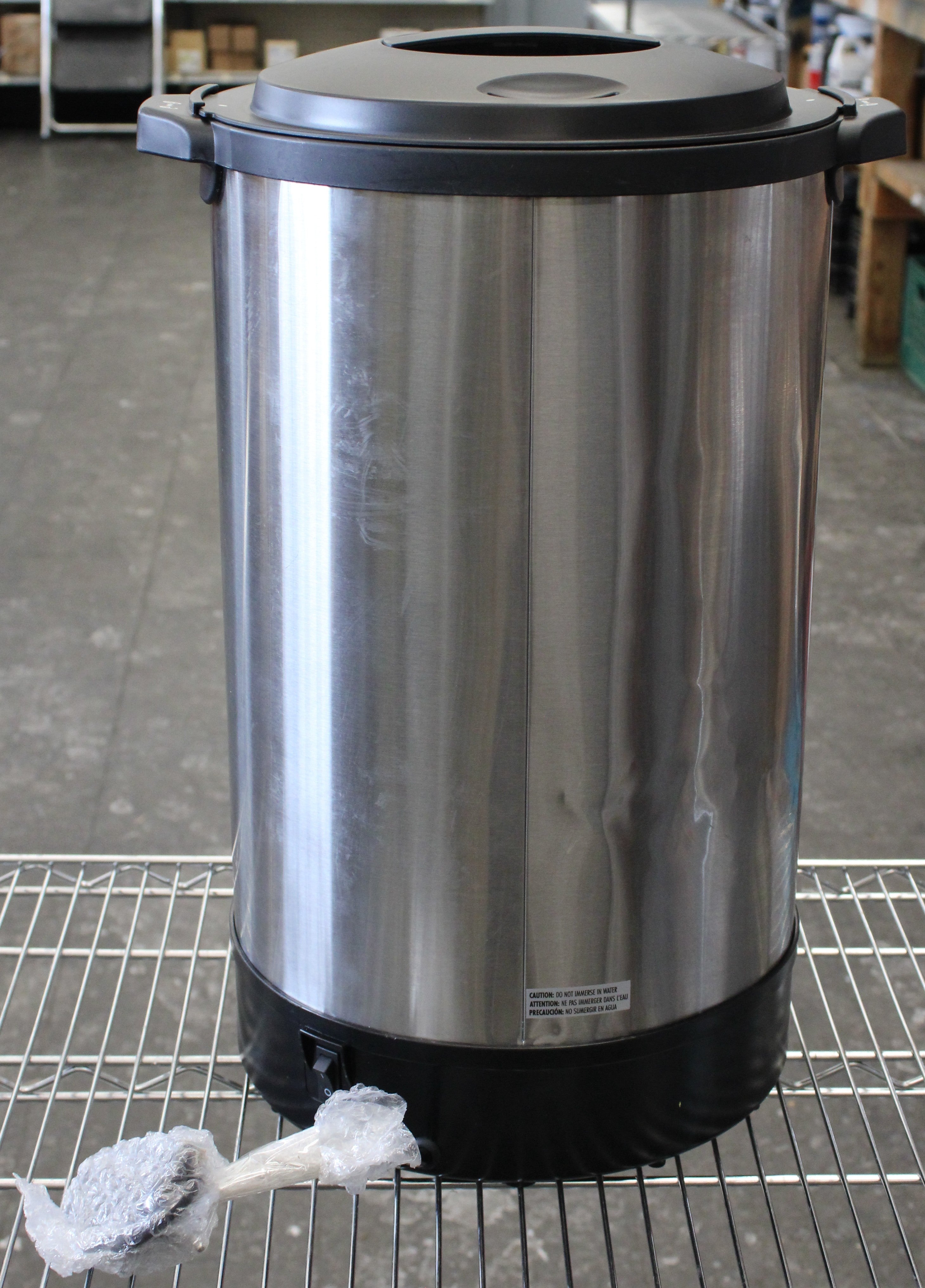 Hamilton Beach HCU100S *Ding & Dent* 100 Cup Capacity Coffee Urn (#4264)