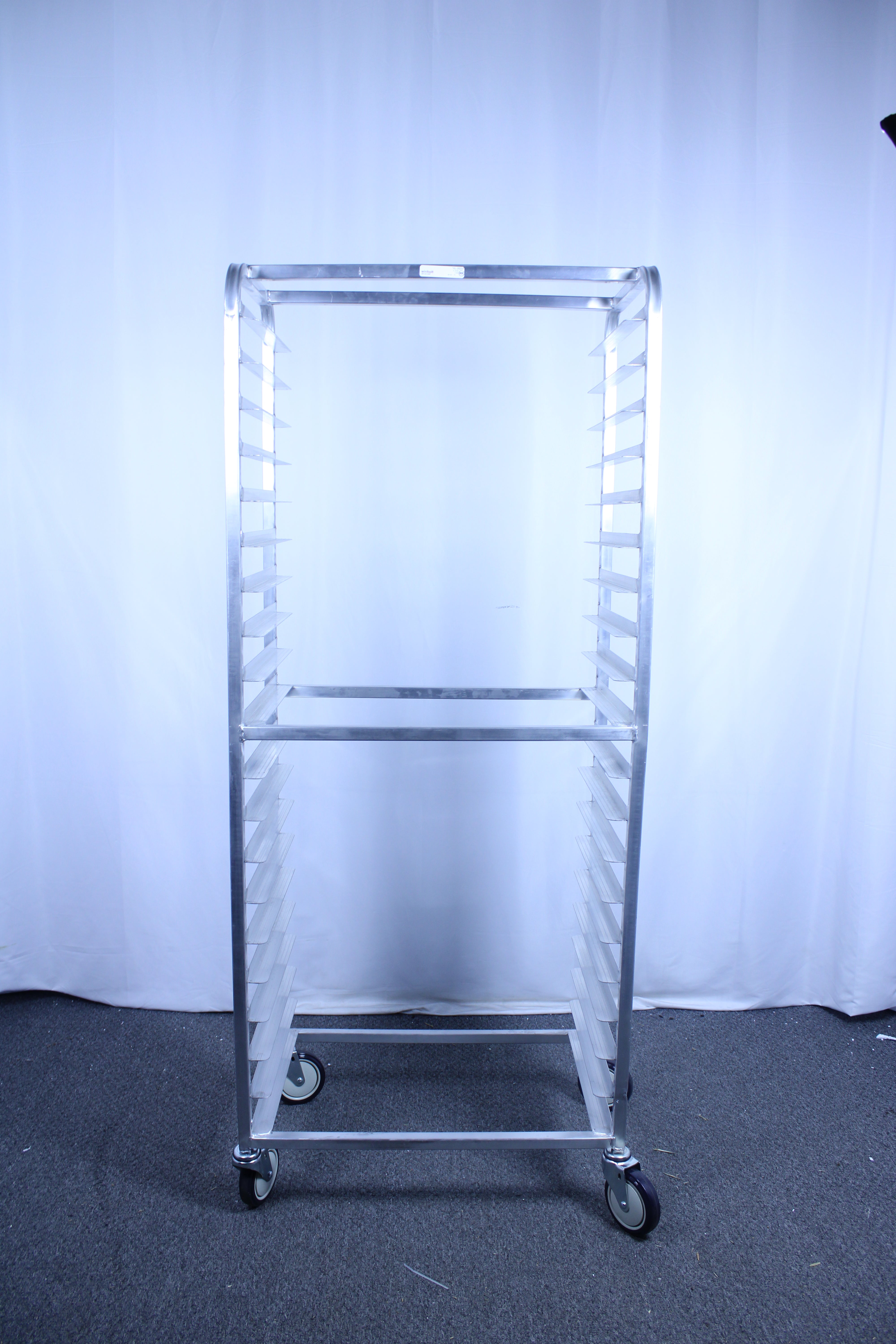 *Ding & Dent* Winholt AL-2620B Full Height Mobile Pan Rack