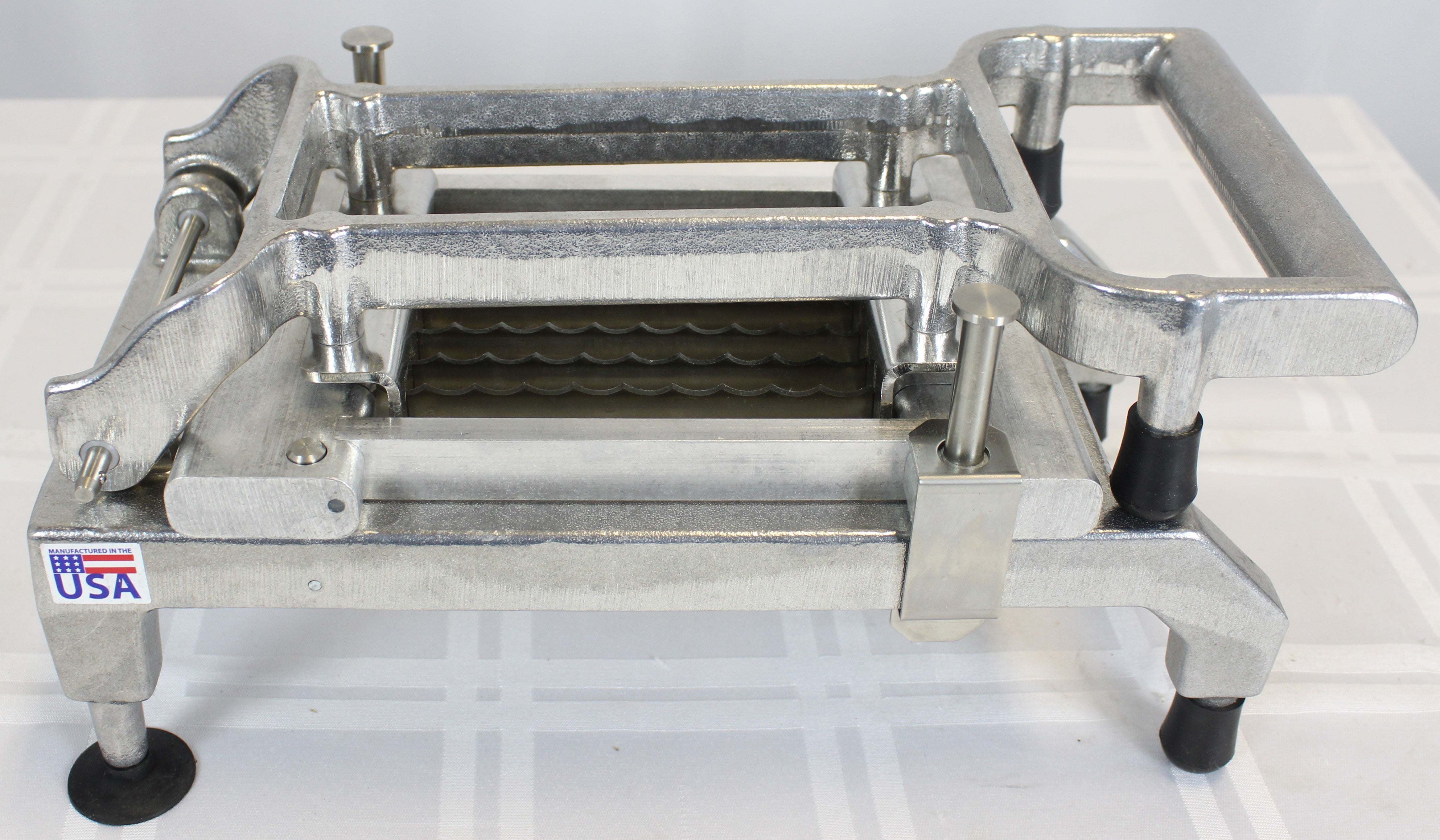 *Ding & Dent* Nemco 55975-SC Easy Chicken Slicer with 1/2  Cut (Scalloped)
