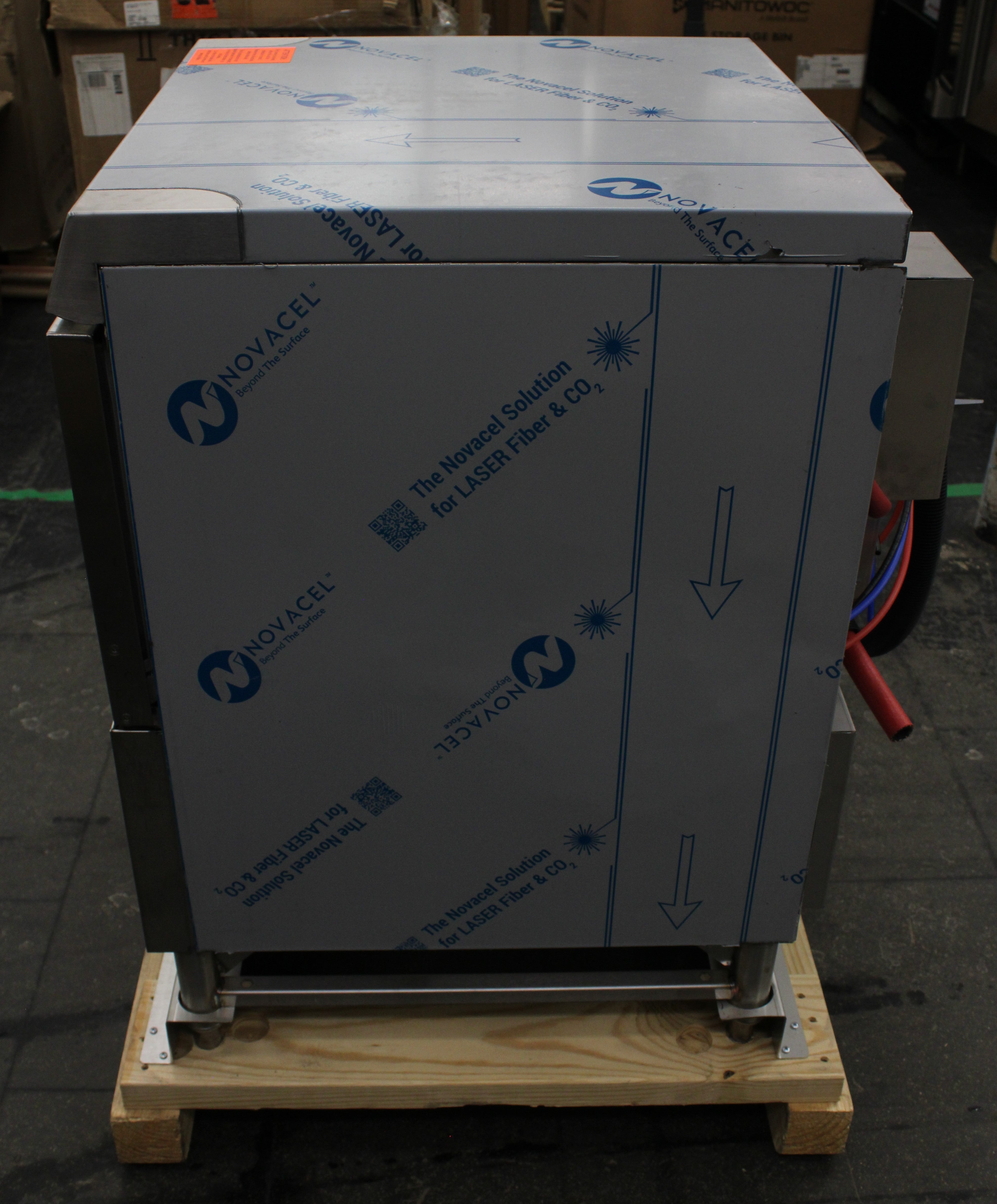 *Ding & Dent* Hobart LXGNR-2 Advansys Energy High Temperature Glass Washer