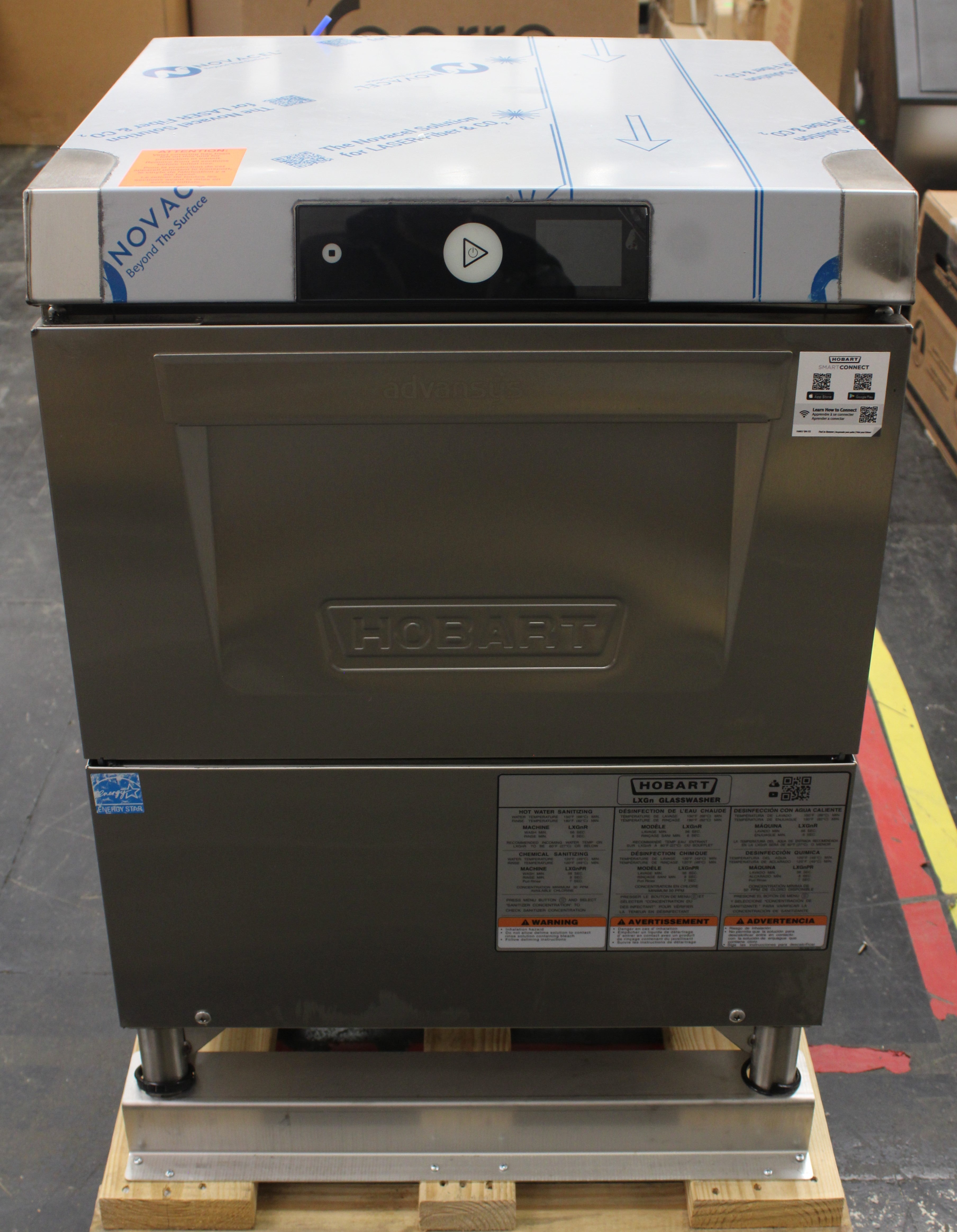 *Ding & Dent* Hobart LXGNR-2 Advansys Energy High Temperature Glass Washer