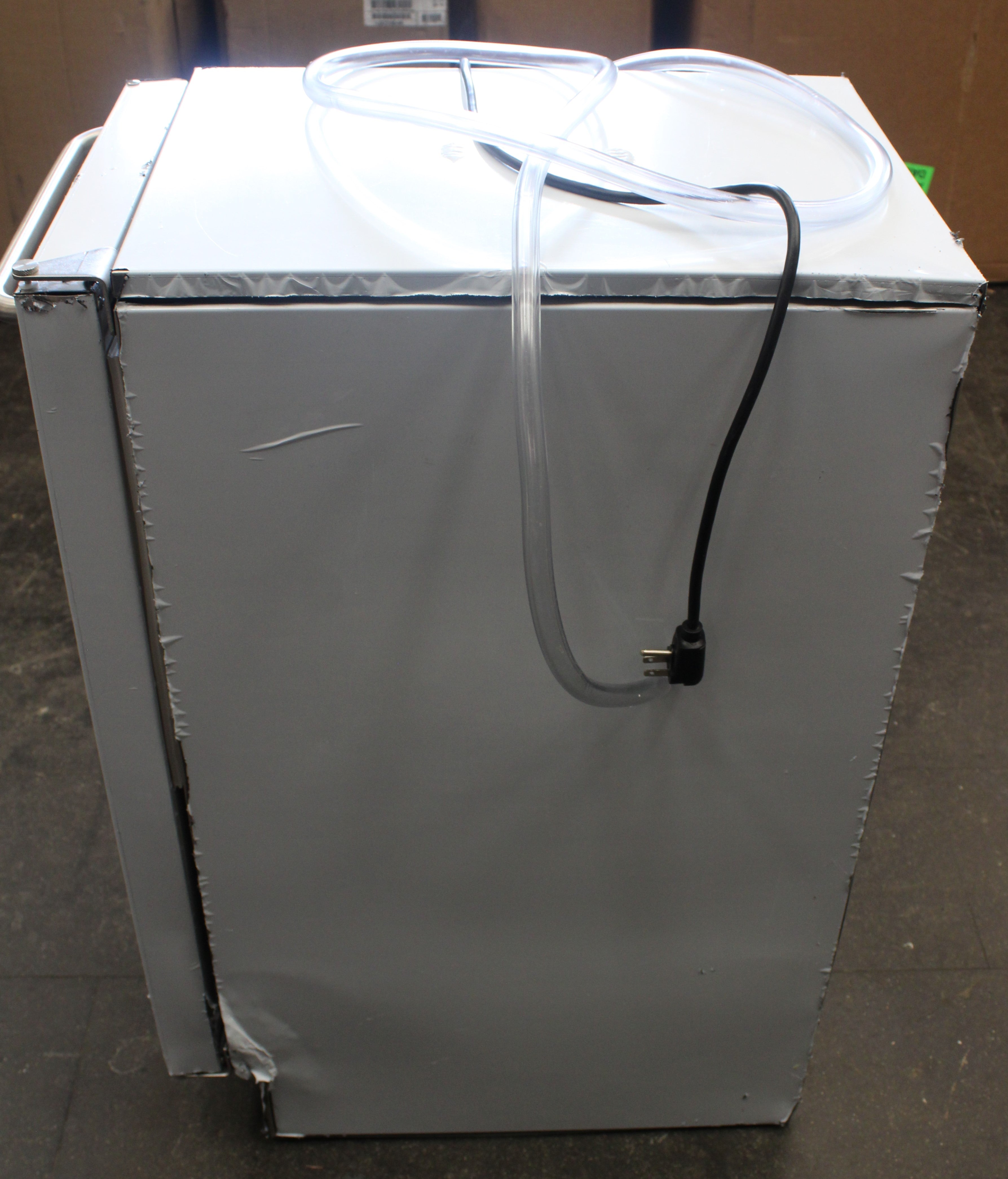 *Ding & Dent* Scotsman CU50PA Self Contained Under Counter Cubed Ice Machine