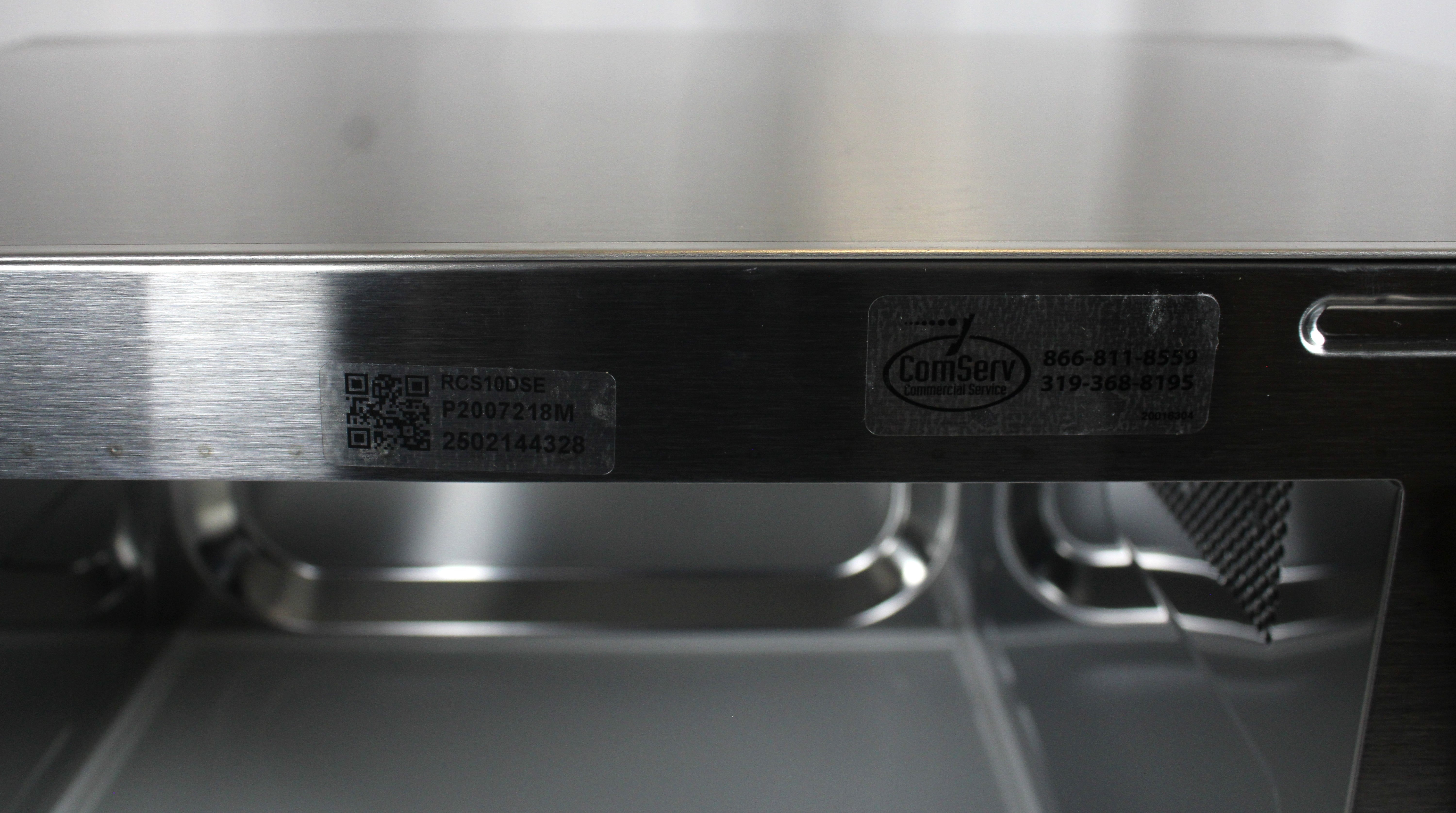 *Ding & Dent* Amana RCS10DSE Commercial Medium Volume Microwave