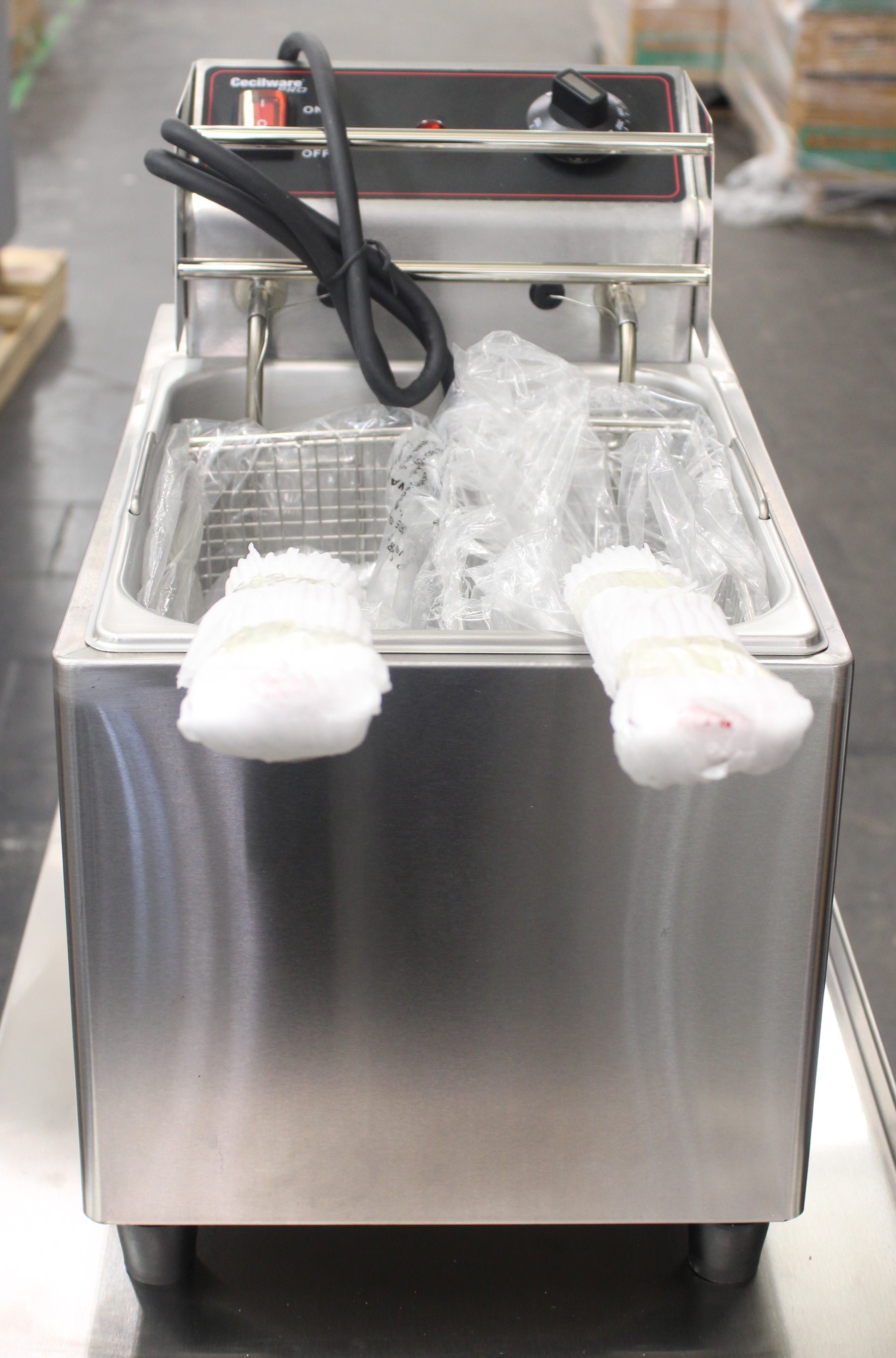 *Open Box* Grindmaster Cecilware Pro EL25 Single 15 lb Fryer 240V
