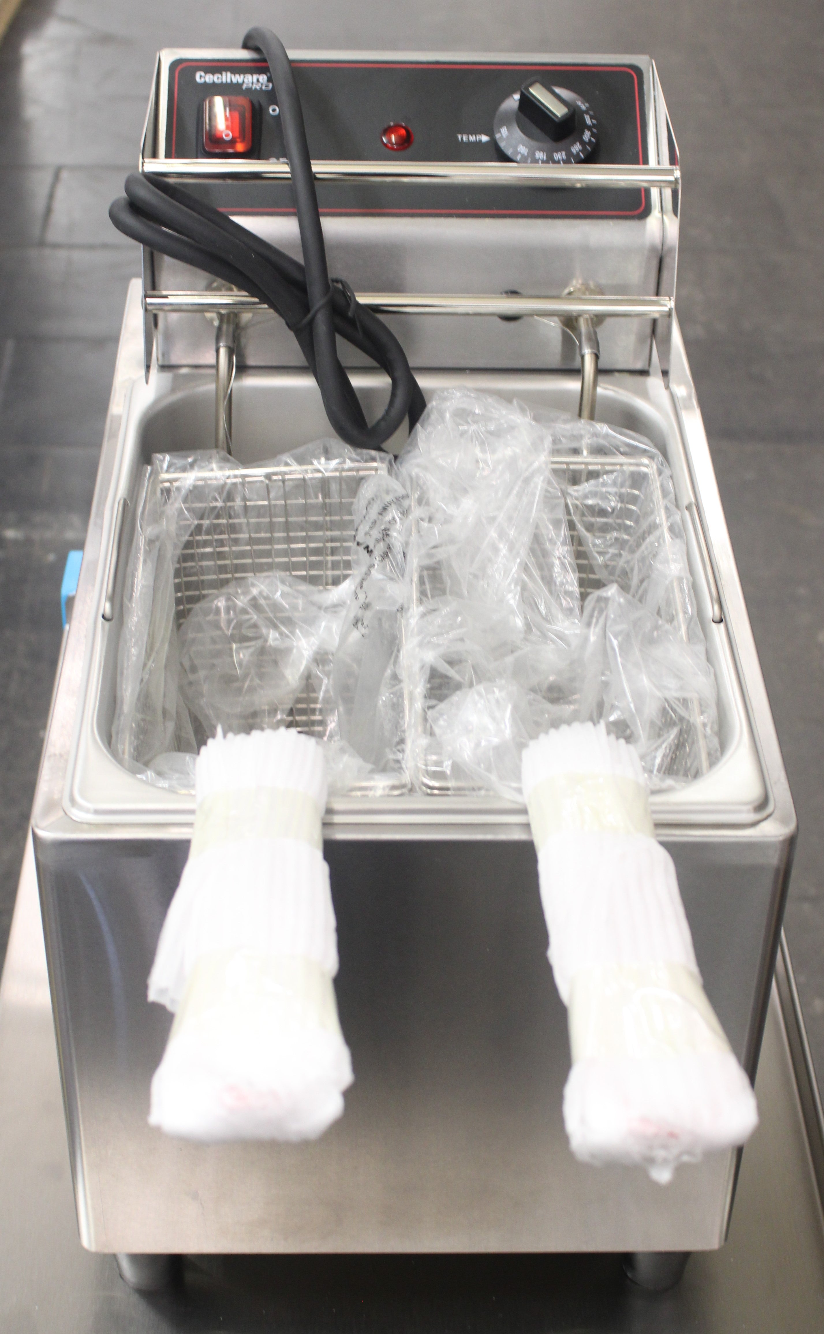 *Open Box* Grindmaster Cecilware Pro EL25 Single 15 lb Fryer 240V