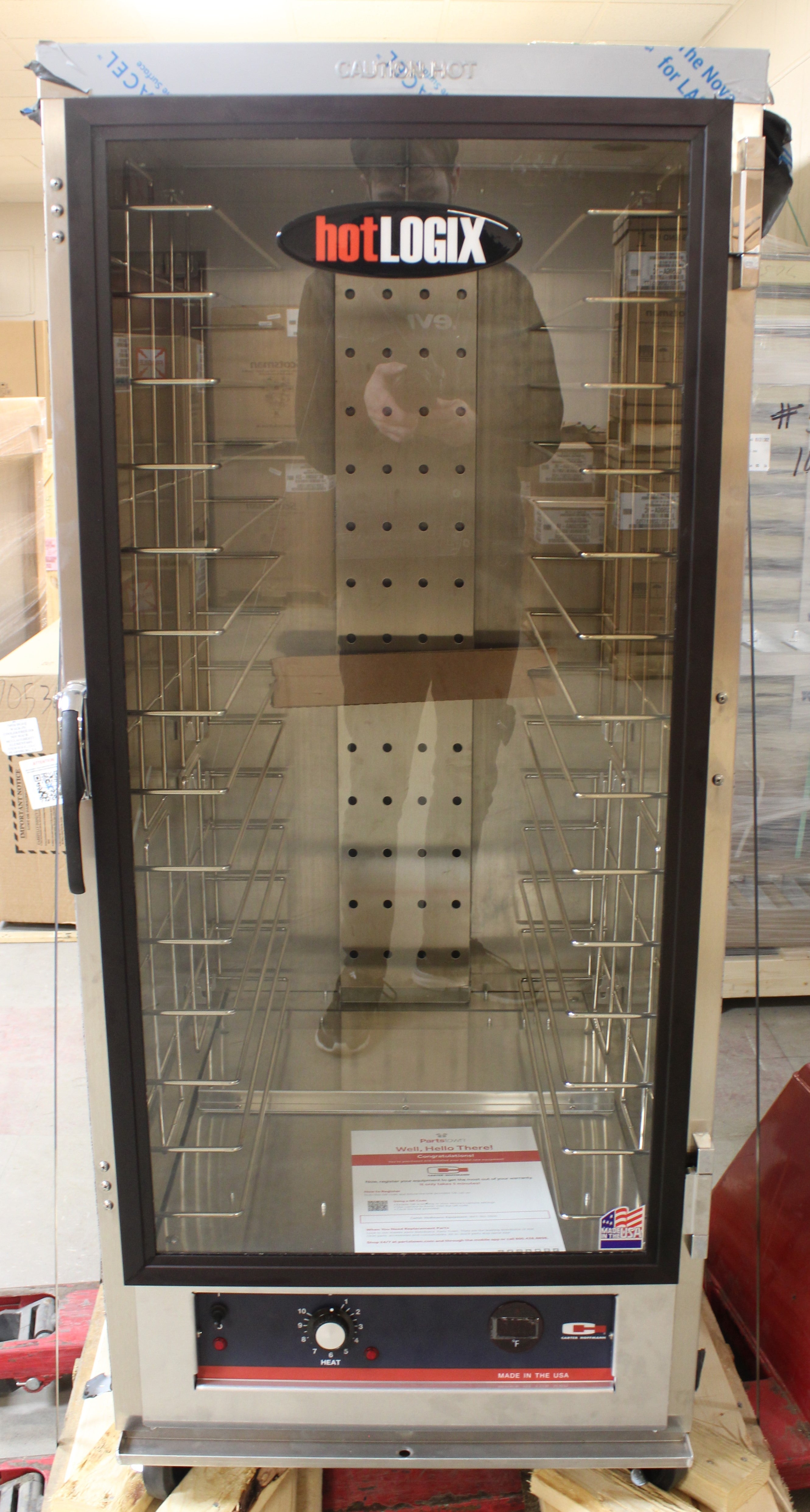 *Ding & Dent* Carter-Hoffmann HL1-14 3/4 H" Mobile Heating & Holding Cabinet