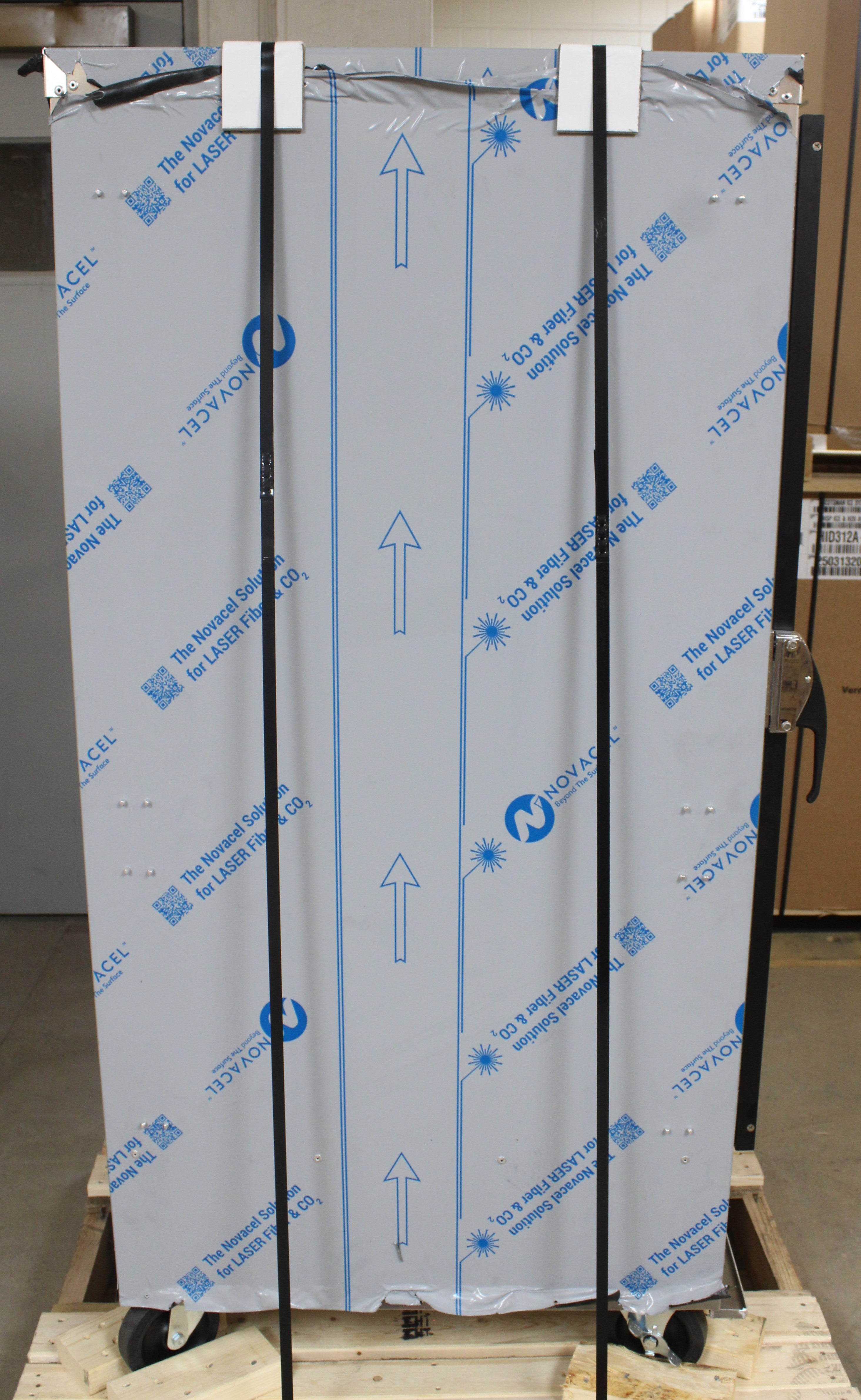 *Ding & Dent* Carter-Hoffmann HL1-14 3/4 H" Mobile Heating & Holding Cabinet