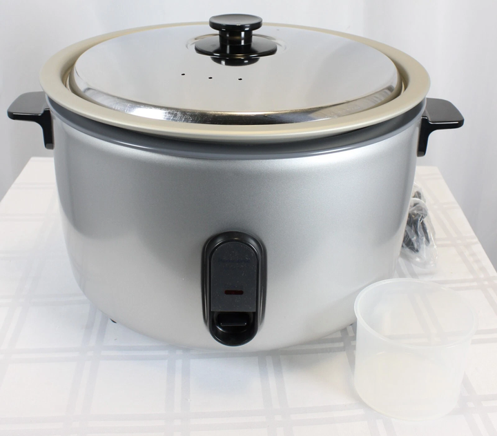 *Open Box* Panasonic SR-GA721L 40 Cup Capacity Commercial Rice Cooker