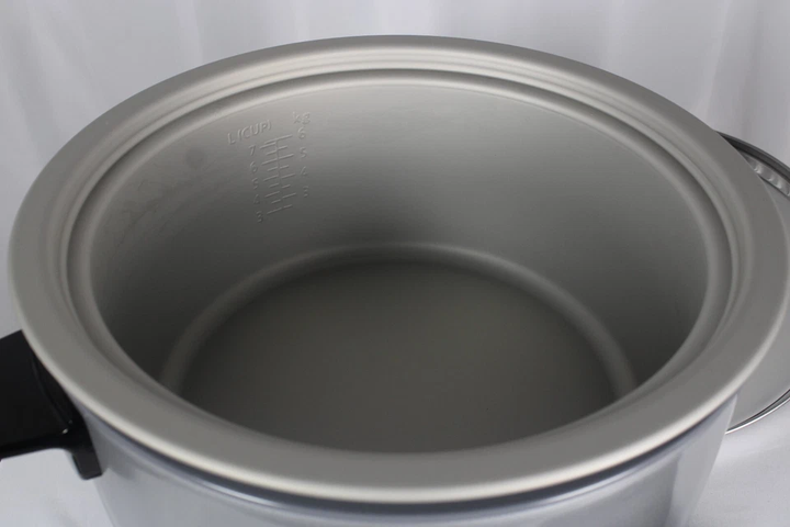*Ding & Dent* Panasonic SR-GA721L 40 Cup Capacity Commercial Rice Cooker