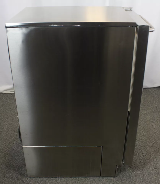 *Used* Scotsman CU50GA Self Contained Under Counter Cubed Ice Machine