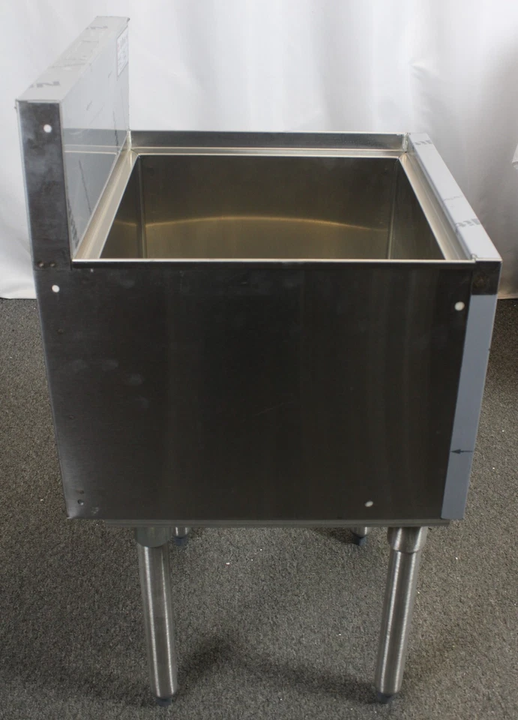 *Used* Krowne Royal Series KR19-18 Underbar Ice Bin/Cocktail Unit