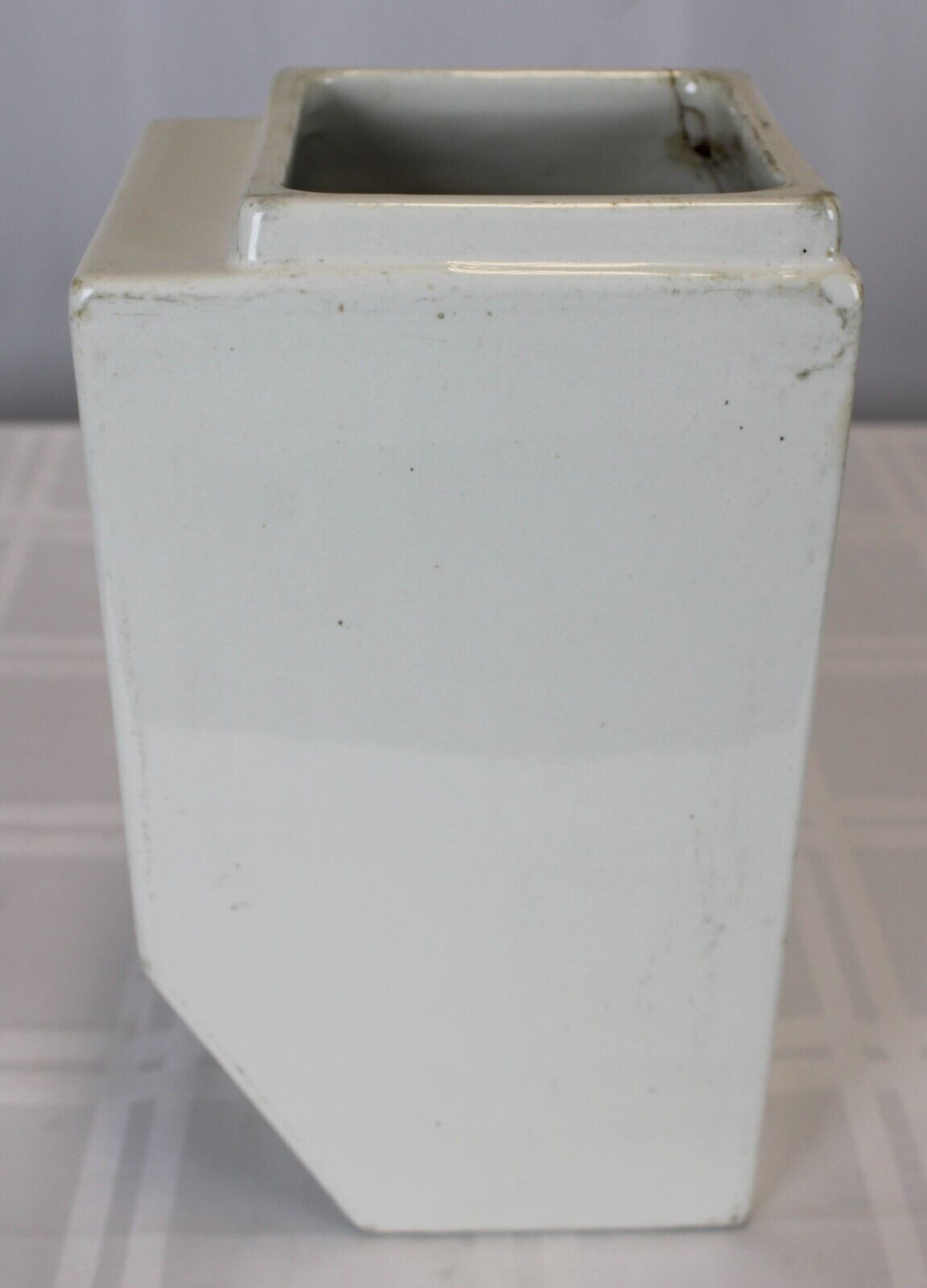 (3v3) Robert M. Green and Sons Porcelain Syrup Container