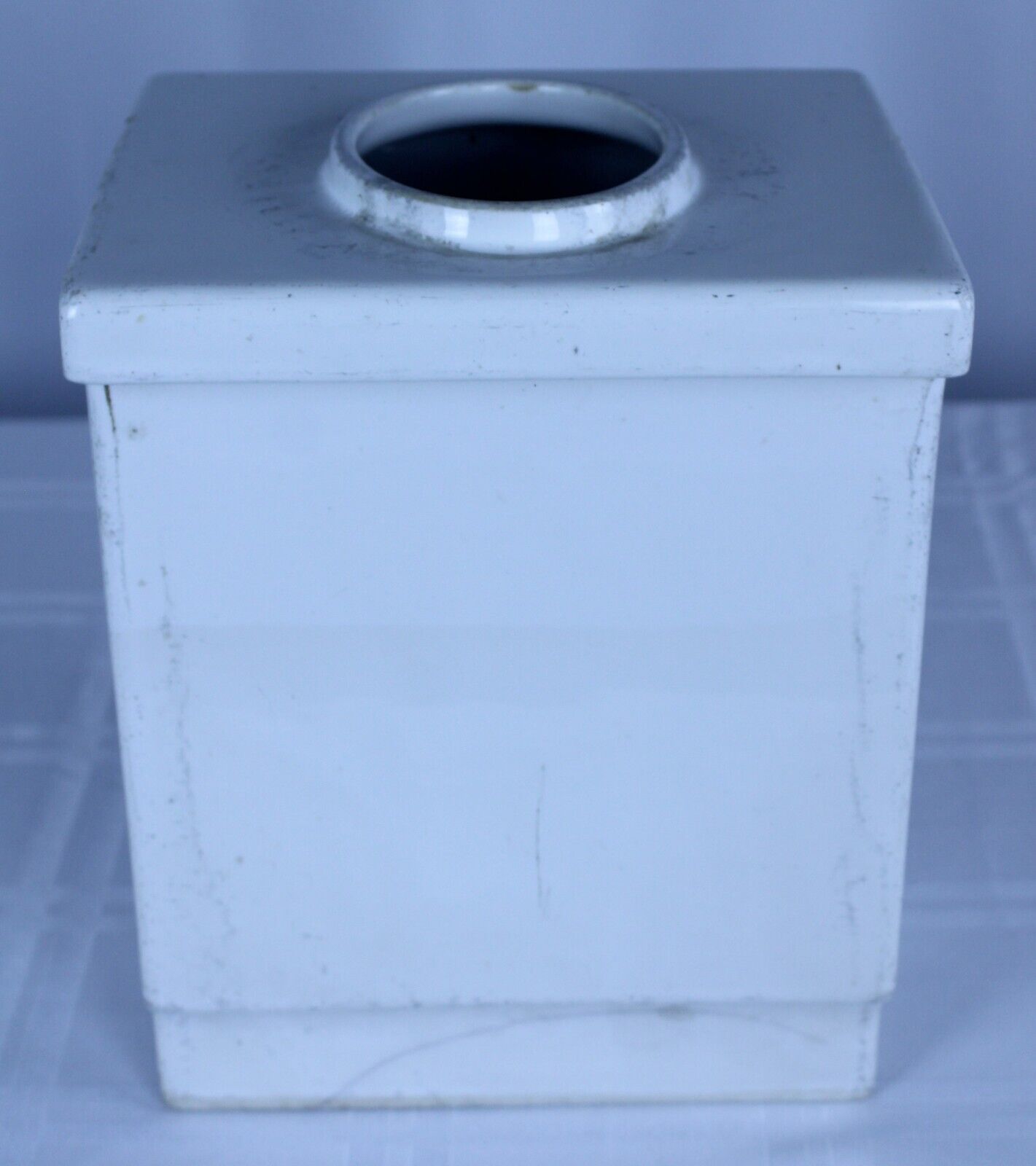 (24v2) Hall R38 Porcelain Ice Cream/Soda Syrup Container